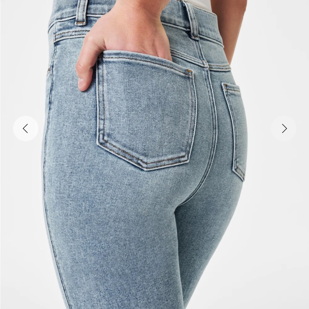 Spanx kick flare jeans indigo sky blue jeans LARGE back pockets pull on cotton - Picture 3 of 16